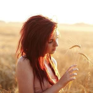 Meet your Posher, Akila